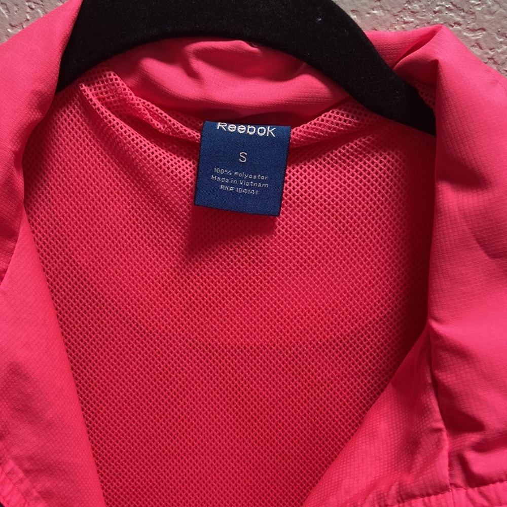 Pink Reebok windbreaker - Picture 2 of 4